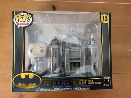Funko Pop! Town: DC Universe - Alfred Pennyworth with Wayne Manor #13