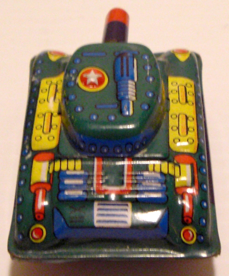 Tanque militar de fricción de juguete de hojalata vintage de Japón años 60 Foto 4 de 4