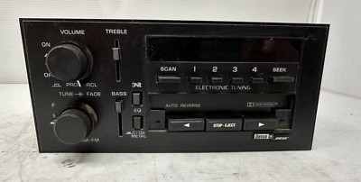 16021351 VINTAGE OEM GM CHEVROLET COREVETTE AM FM CASSETTE BOSE 