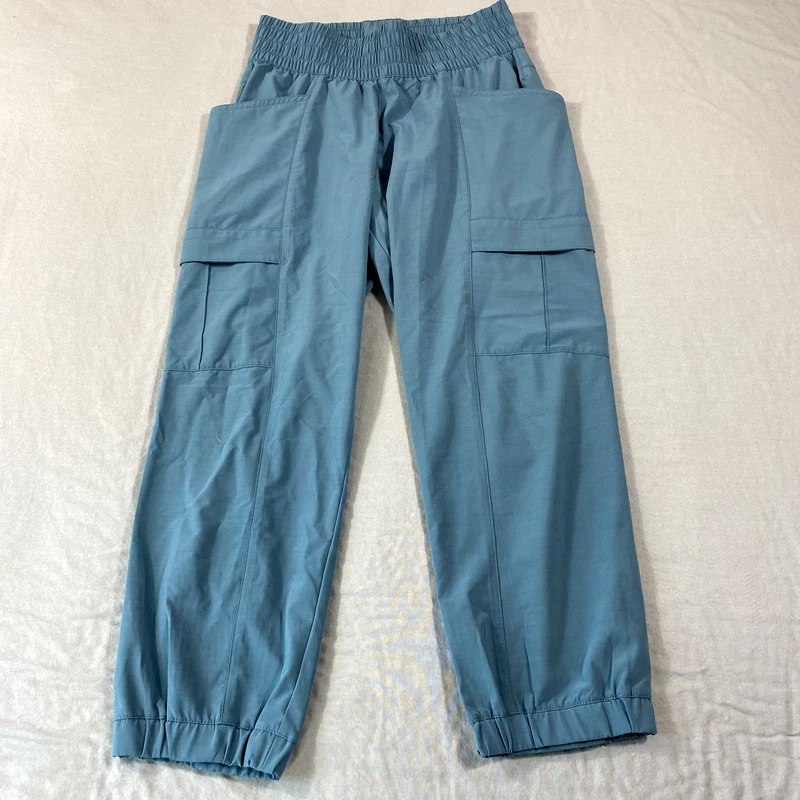 prana capri cropped pull-on cargo athleisure pants