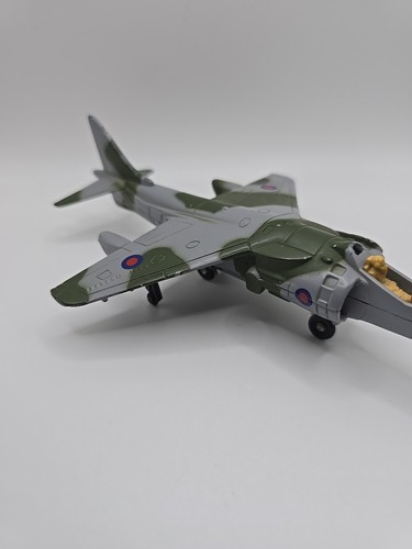 Ertl Bae Harrier II - Picture 6 of 11