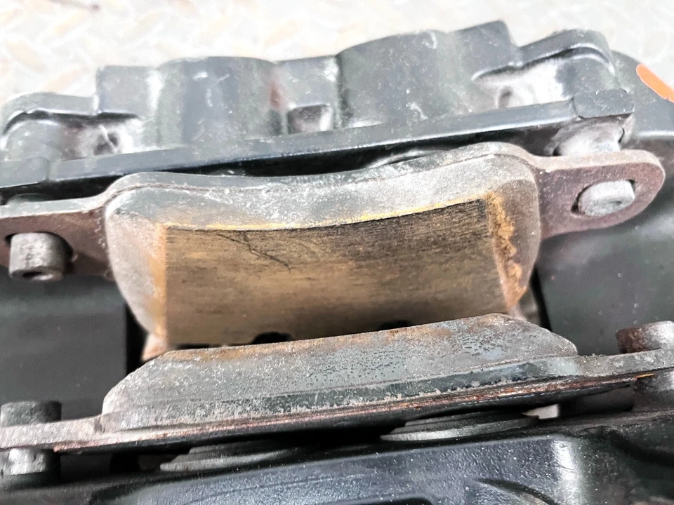 19-24 BENTLEY CONTINENTAL GT REAR LEFT LH DRIVER SIDE BRAKE CALIPER OEM - Image 3 of 4