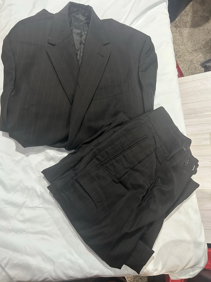 Traje Chaqueta y Pantalón Enzo Negro Rayado Alterado a 5’8 Hombre Talla 54R Ver Fotos Foto 2 de 4