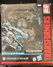 Hasbro Transformers Studio Series 73 Grindor & Ravage Leader Class w Backdrop