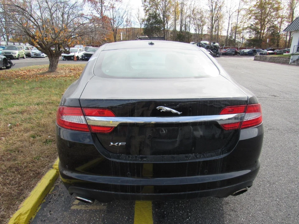 2012 JAGUAR XF КАБИНЫ ПРЕДОХРАНИТЕЛЬ КОРОБКА - Изображение 3 из 4