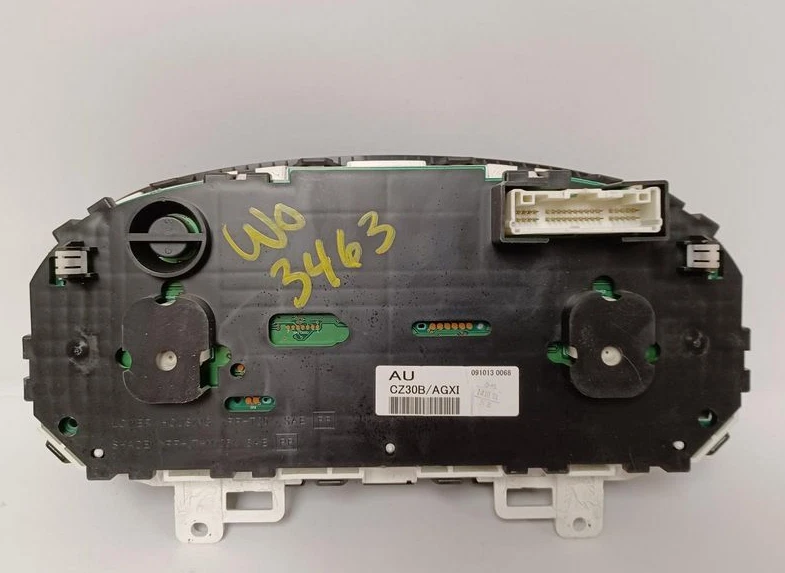 2010 Nissan Rogue Speedometer Cluster - Image 2 of 3