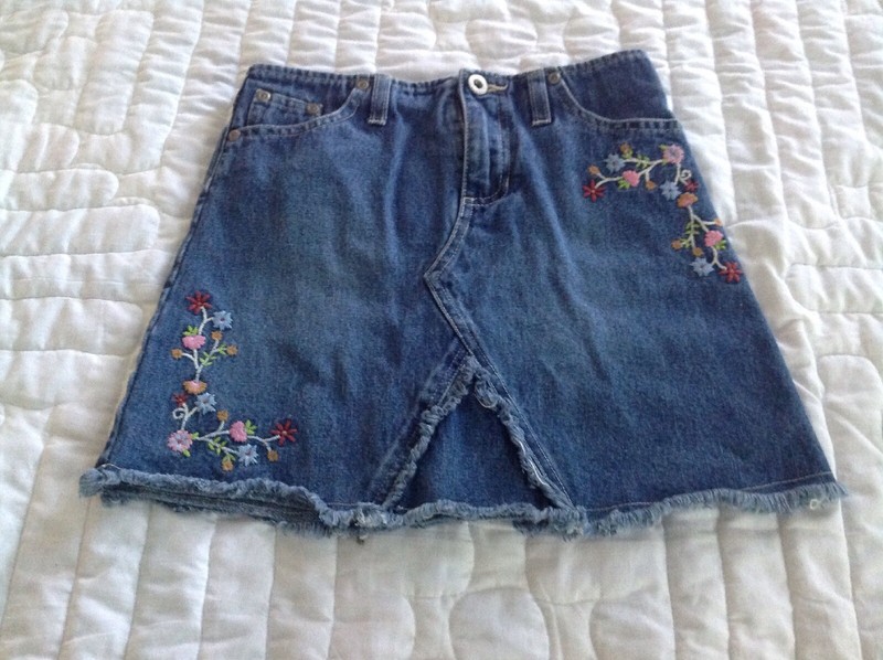 Fade Glory Denim Skirt Size 7 Glory Girls Club Embroidred