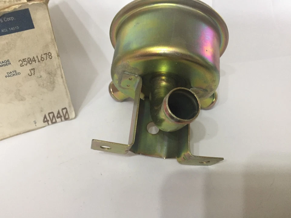 CV866 CDR Valve AC GM original OE parts - Image 4 of 4