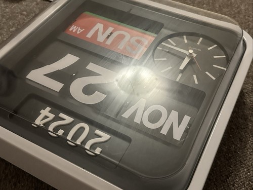 Quartz Big Flip Retro Wall Clocks with Day, Date, Year & Time READ DESCRIPTION - Picture 2 of 15