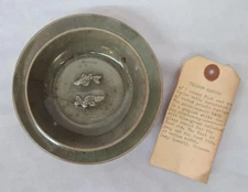 Antique Chinese Song Dynasty Celadon Glazed Twin Fish Carved Petals Dish