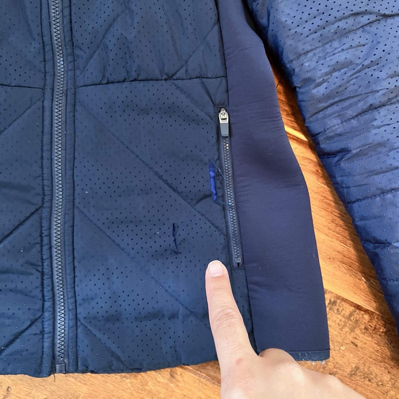 FABLETICS Women’s Light Puffer Jacket Packable Ho… - image 3