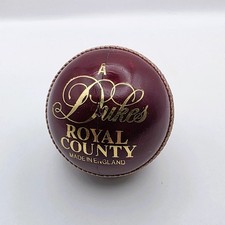 Duke's Royal Crown Piłka do krykieta A 164g z logo MC Sugerowana cena detaliczna 55 £