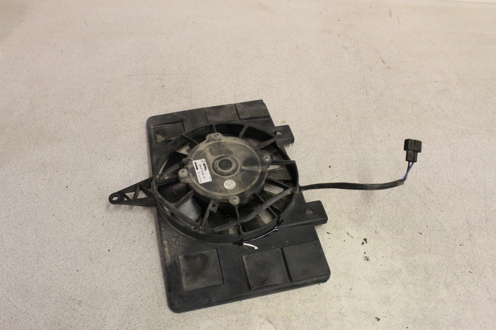 Triumph Rocket Radiator 2006 Triumph Rocket III Classic 3 ENGINE RADIATOR COOLING FAN 06 SHROUD ...
