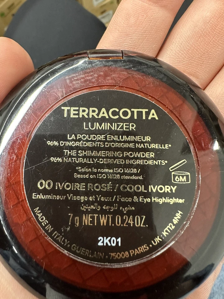 Guerlain Terracotta Luminizer 00 IVOIRE 玫瑰/冷象牙白珠光粉 — 第 3/3 张图片