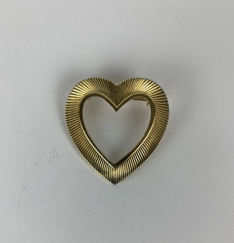 Goldtone Heart Brooch Pin Open Heart - Picture 2 of 5