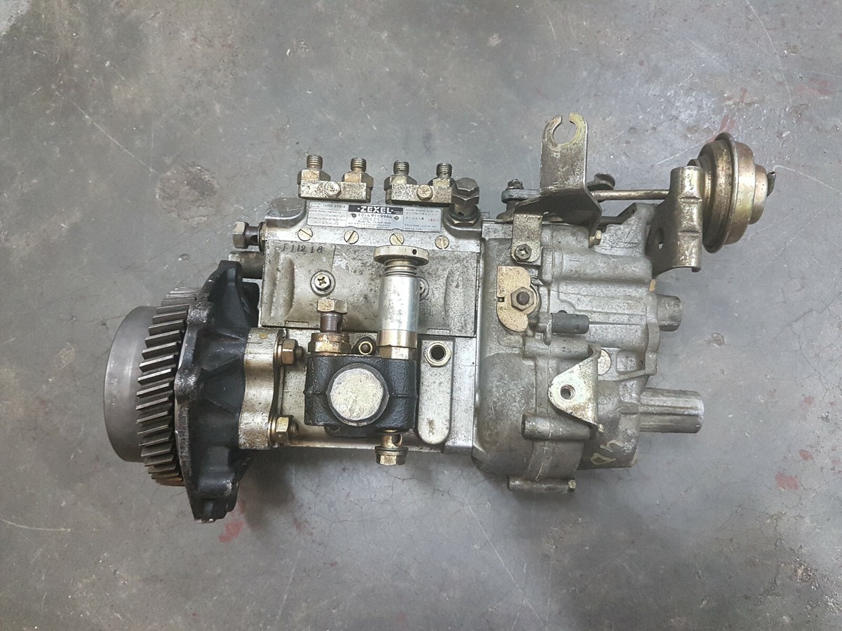 Used Zexel PES4A Fuel Injection Pump For Nissan Diesel Engine FD42