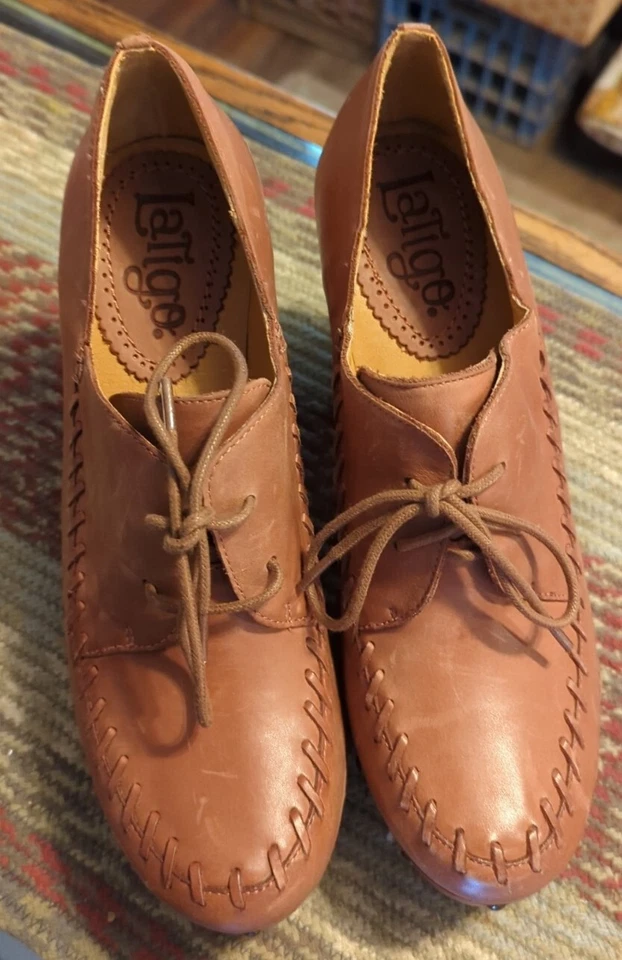 Zapatos de plataforma Latigo para mujer de cuero tostado con suela de madera Anthropologie 9M punta cerrada Foto 3 de 4