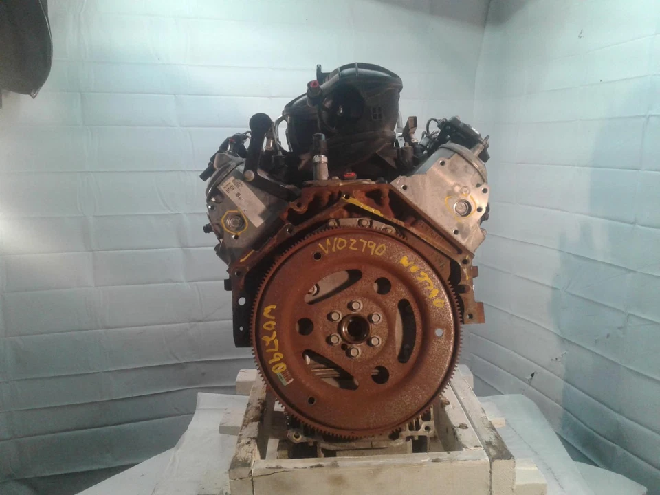 Used Engine Assembly fits: 2010 Chevrolet Avalanche 1500 5.3L gasoline Foto 3 de 4