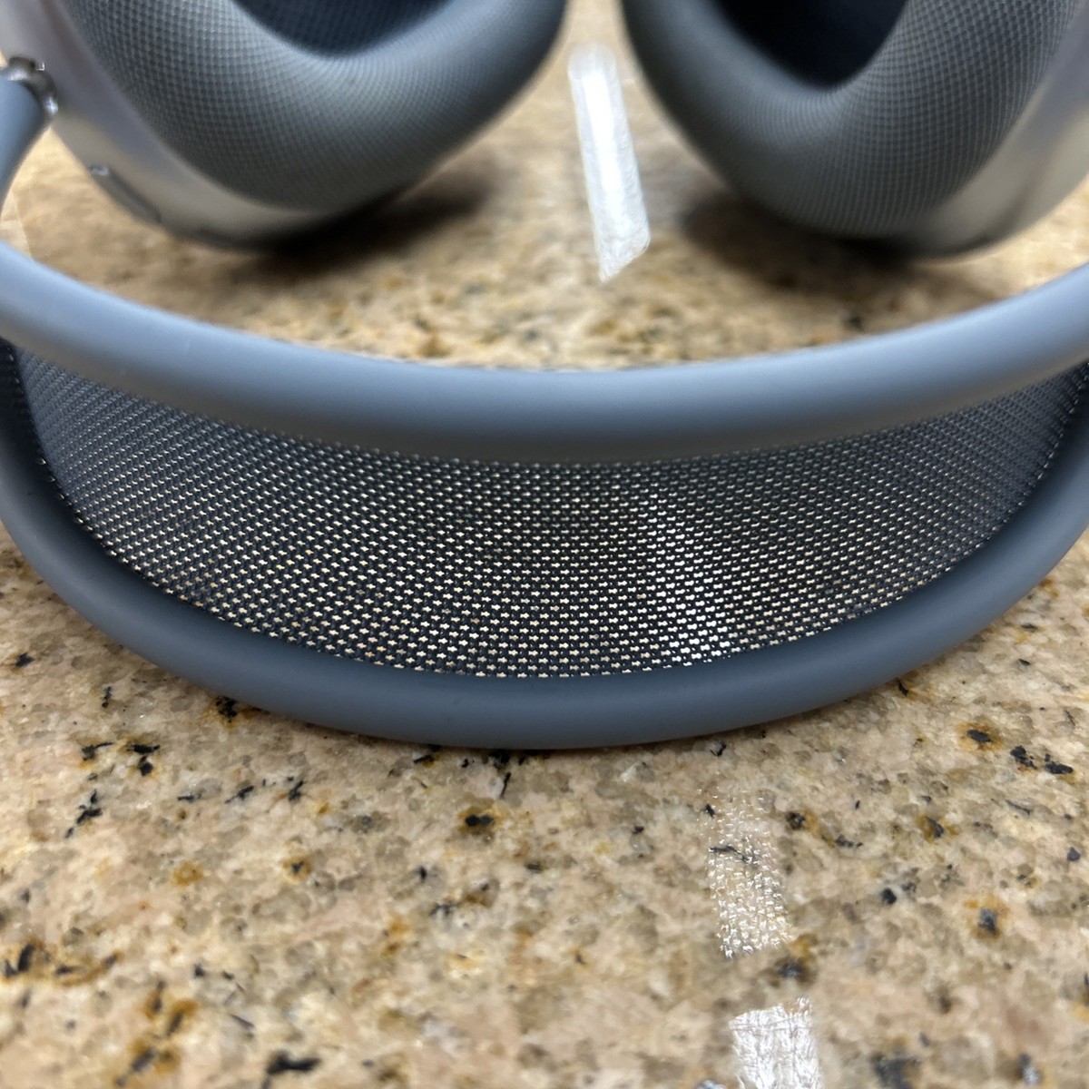 airpods max ブルー　blue シリアルナンバー付き Amazon.com: Apple AirPods Max Wireless Over-Ear Headphones