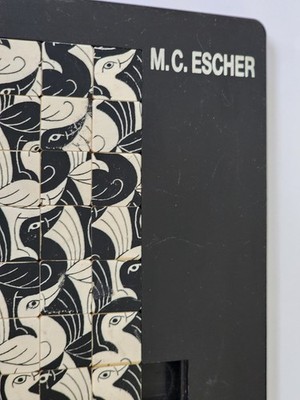 Fantastic World of Mc Escher [DVD](中古品) Vintage M.C. Escher Sliding Puzzle Game Tessellation Birds