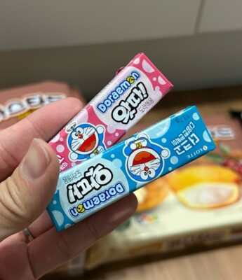 LOTTE WATTA Gum x Doraemon Characters - 13.7g * 25packs (1BOX