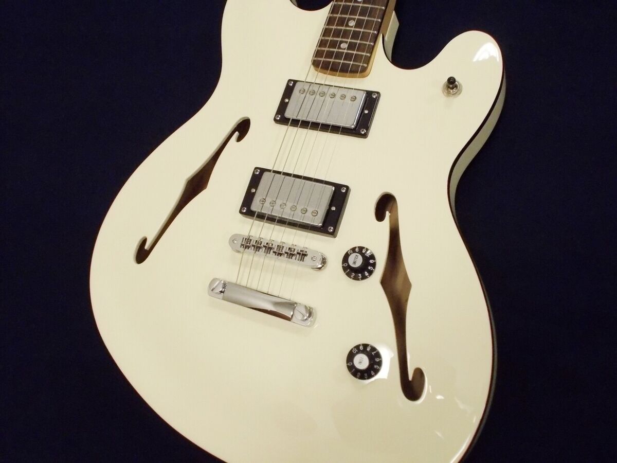 Squier by Fender Affinity Series Starcaster Deluxe Olympic Squier by Fender Affinity Series Starcaster Deluxe Olympic