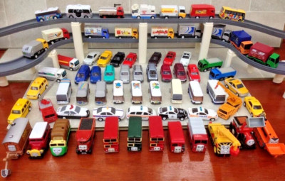 Tomy Thomas, Tomica und HED Batteriebetriebene Fahrzeuge.
