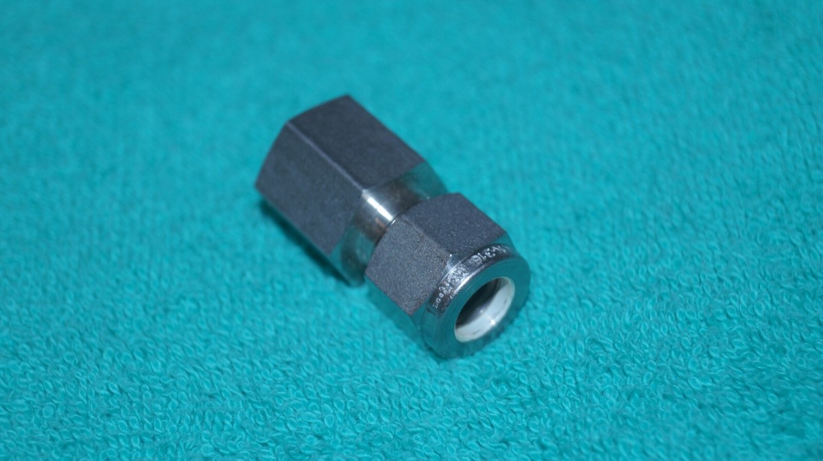 Swagelok Female Connector 3/8 In. Tube OD X 3/8 In. Female NPT (SS 600 7 6 - Foto 10