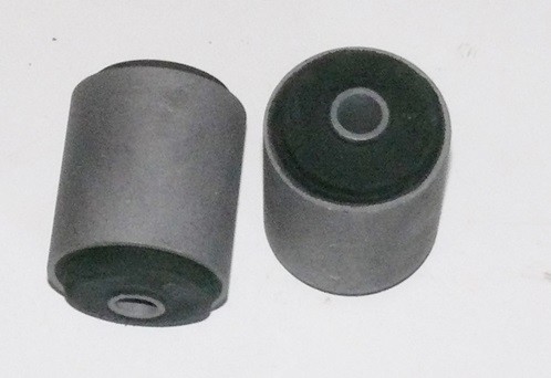 FORD WORLD CUP ENGINE MOUNT BUSHES - Picture 1 of 1