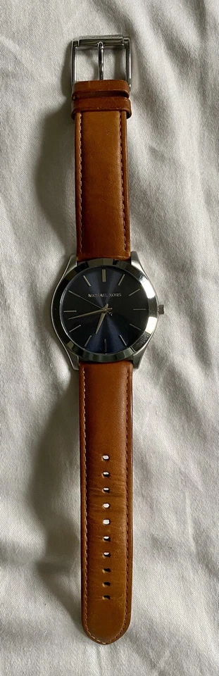 Michael Kors MK8508 Runway Blue Dial Brown Leather Strap Needs Battery - Image 2 of 4