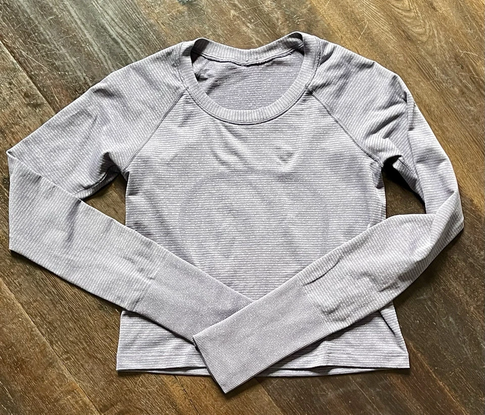 Nuevo sin etiquetas Lululemon Swiftly 2.0 manga larga talla 4 longitud carrera púrpura ceniza y plata $78 Foto 4 de 4