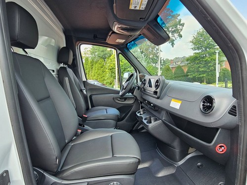 2024 Mercedes-Benz Sprinter 3500 Cab Chassis 170 WB - Picture 16 of 27