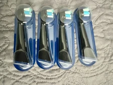 Oral-B iO Series Ultimate Clean Replacement Brush Heads 4 Count Black NEW