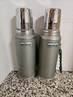 #ad Set Of 2 VTG 85 86 1 Qt Aladdin Stanley Thermoses Tested Works Great Sm Dings... $375.00
