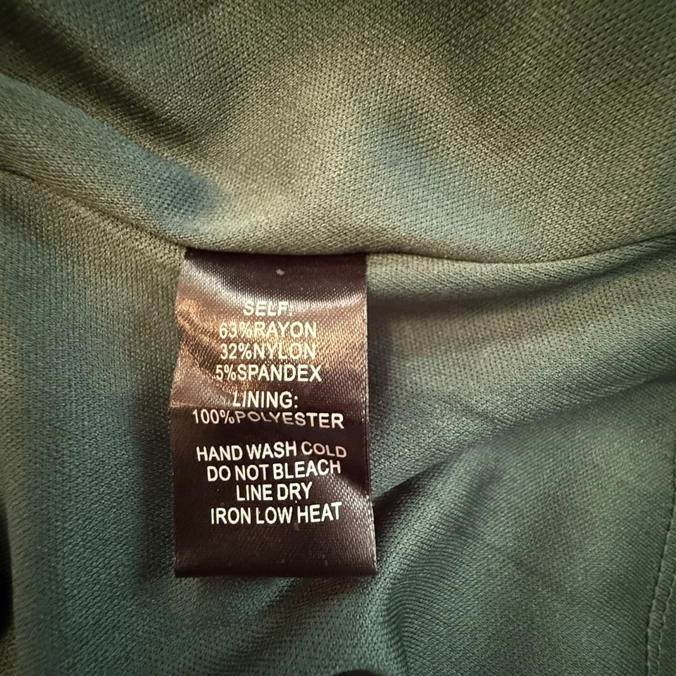 Women’s Lulus Hunter Green Fit and Flare Lined V-Neck Sleeveless Large Dress - Image 3 of 4