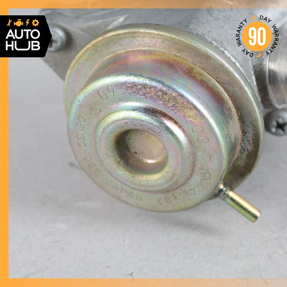 Оригинальный обратный клапан правостороннего воздушного насоса смога двигателя Mercedes W215 CL500 - Изображение 2 из 4