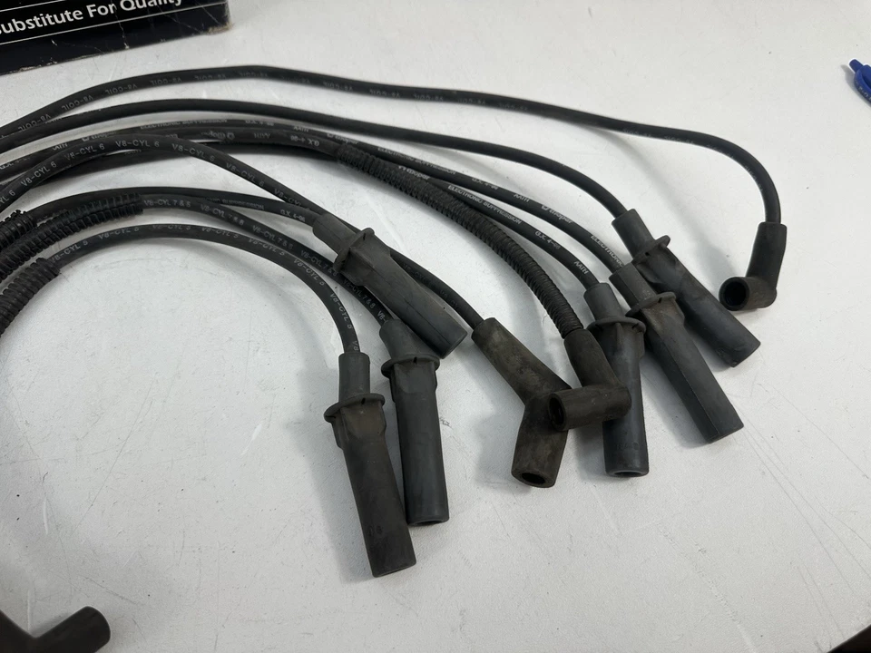 Juego de cables de enchufe Mopar Spec para Jeep Grand Cherokee 1993-1998 5,2 L V8 nuevo de stock Foto 3 de 4