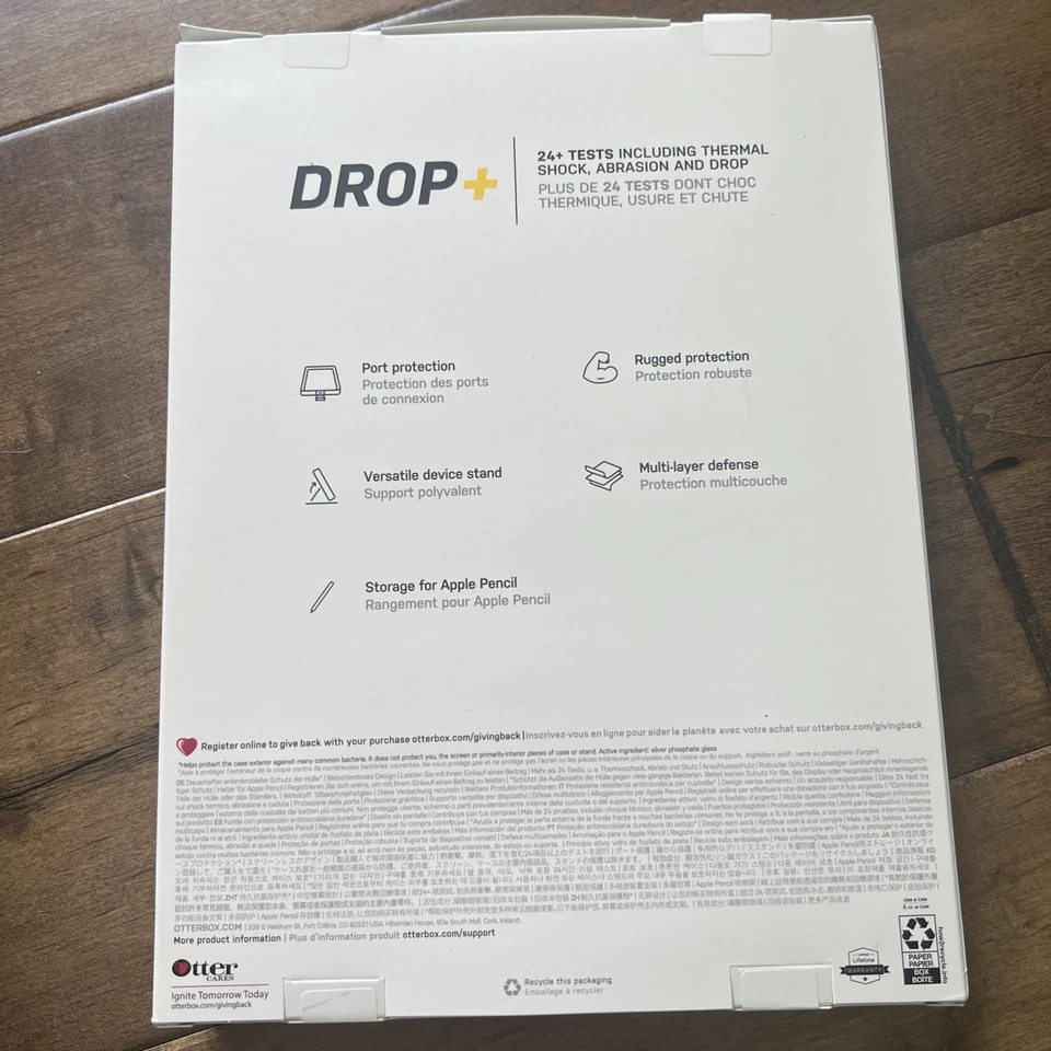 OtterBox Defender Series Pro Case for Apple iPad Air (4th & 5th Gen) - Black - Image 3 of 3