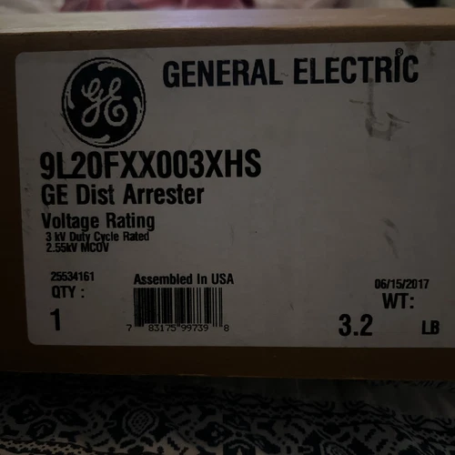 GE 9L20FXX003XHS Heavy Duty Distribution Arrester Polymer 3 kVrms Terminal Mount