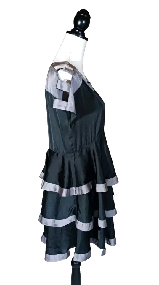 Vestido GO International para mujer 11 negro plateado cóctel con volantes en capas fiesta Foto 2 de 4