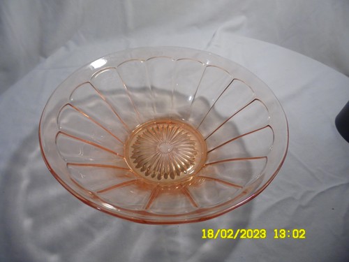 SALATSCHÜSSEL KONISCHE FORM AUS ROSA GLAS ....ART DECO STIL - Bild 1 von 5