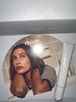 Rhode Peptide Lip Treatment Rhode Vanilla (Vanilla Cake). SHIPS