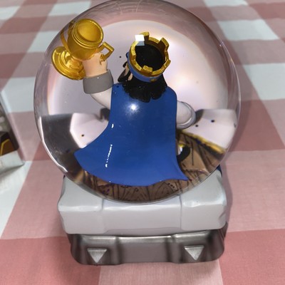 Supercell Clash Royale King Victory Snow Globe Limited Edition