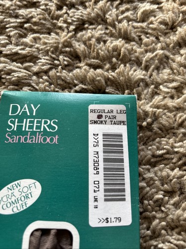LOT Sears Hug-alon AVERAGE Sandalfoot The Only Toe Nylon Pantyhose NUDE BROWN + - Picture 4 of 8