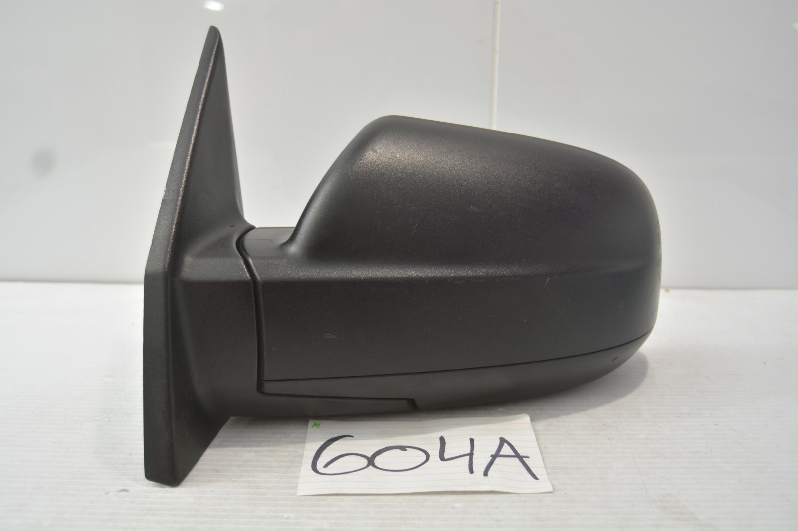 05 06 07 08 09 Hyundai Tucson DRIVER side Mirror Used power  Black Texture #604A