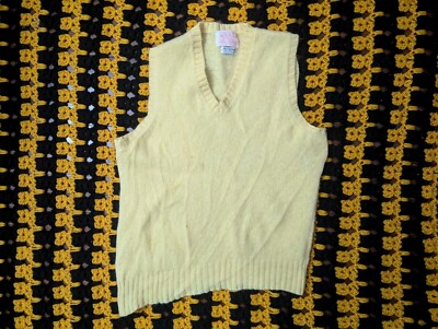 MEDIUM men's VTG 60s 70s McGeorge 100% Shetland Wool Sweater Vest pastel  g503