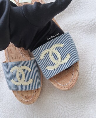 靴 CHANEL Striped Wedge Sandals Espadrilles Auth Chanel Classic CC Logo Blue Stripe Cork Wedge Sandals - Size