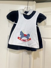 VNTG Detachable Apron ruffled cottage white Blue dress girl Horse Rocking SZ 3