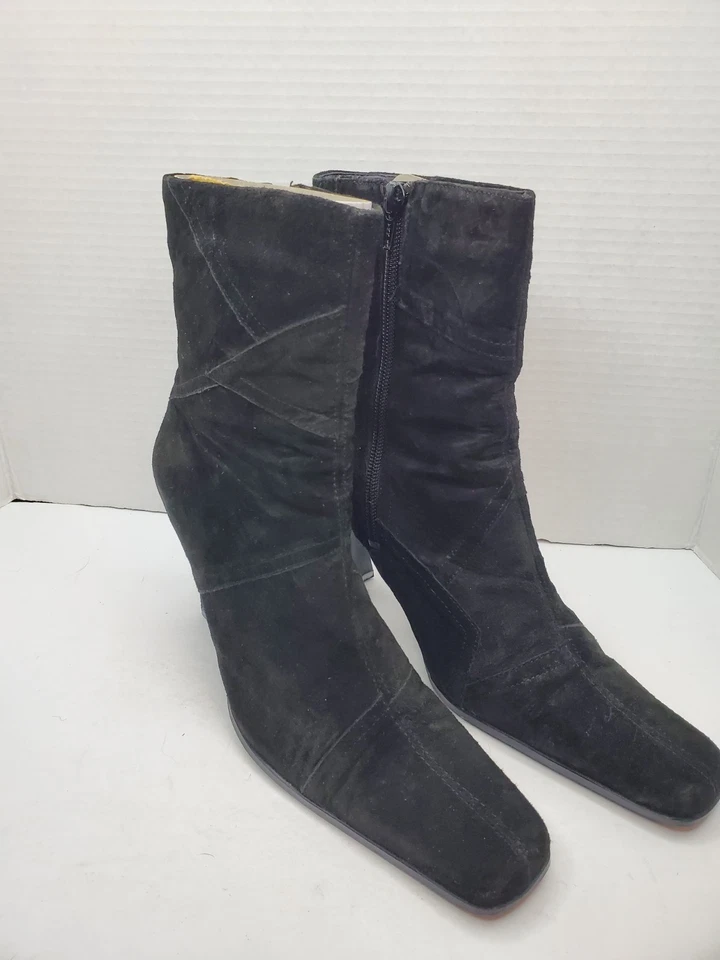 Botas LEI Ditto Tacones Negros Talla 8.5 Para Mujer Gamuza Cuero Usadas en Excelente Condición Envío Rápido  Foto 3 de 4