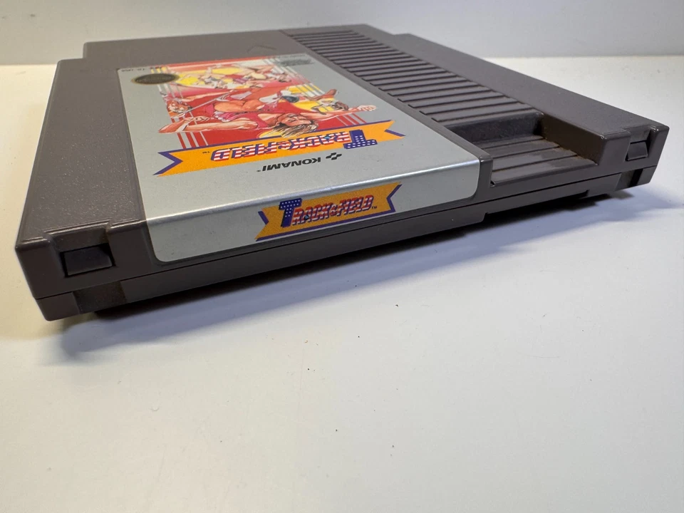 Track & Field (Nintendo NES, 1987) Authentic. Tested. NICE LABELS!! - Image 4 of 4